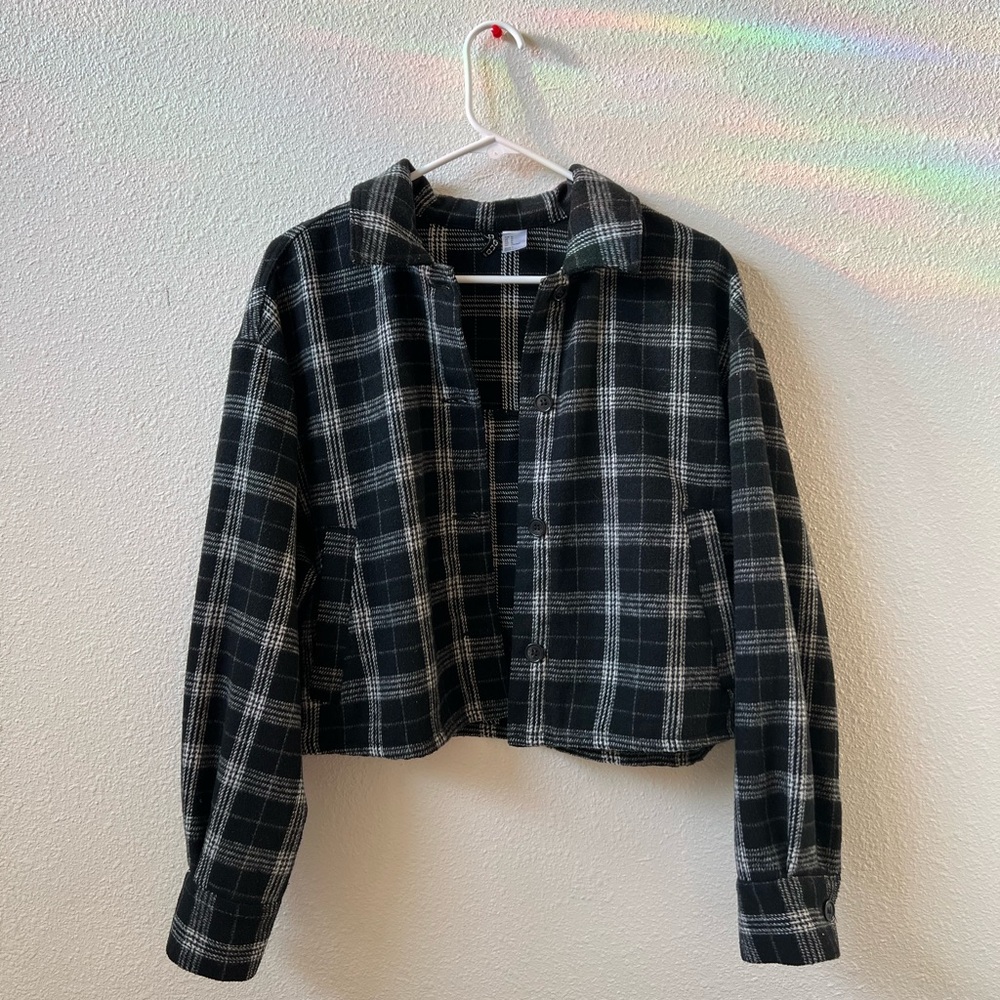 Black Plaid H&M Cropped Shacket